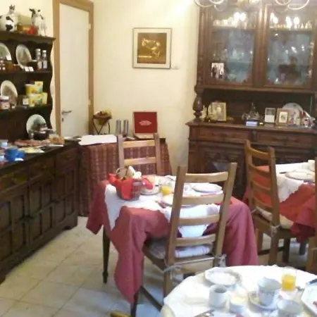 Bed & Breakfast La Mosane Lustin