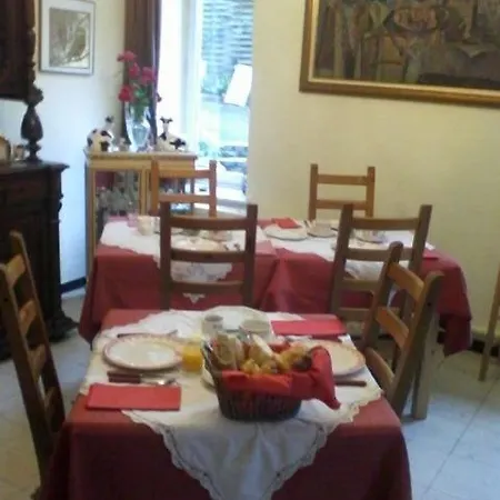 La Mosane Bed & Breakfast Lustin